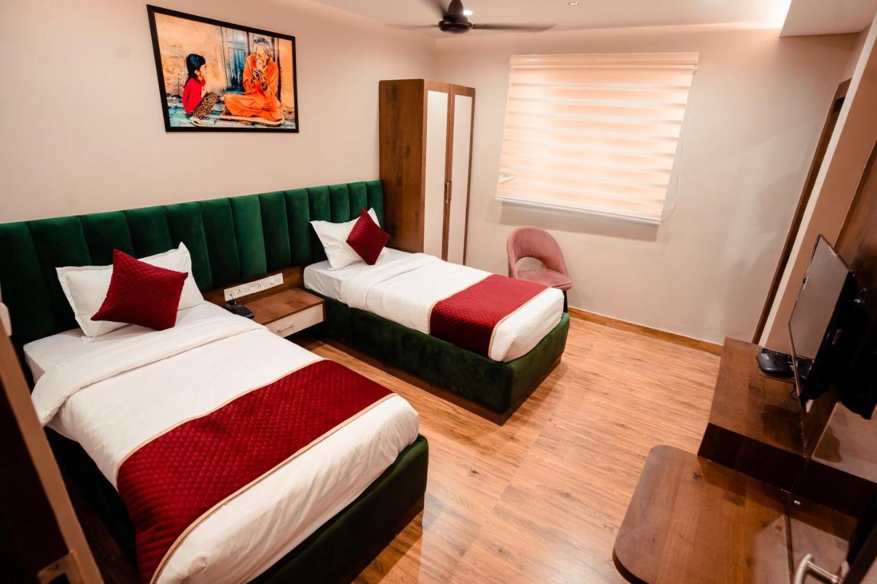 Hotel Jsr Ganga Varanasi Exterior photo